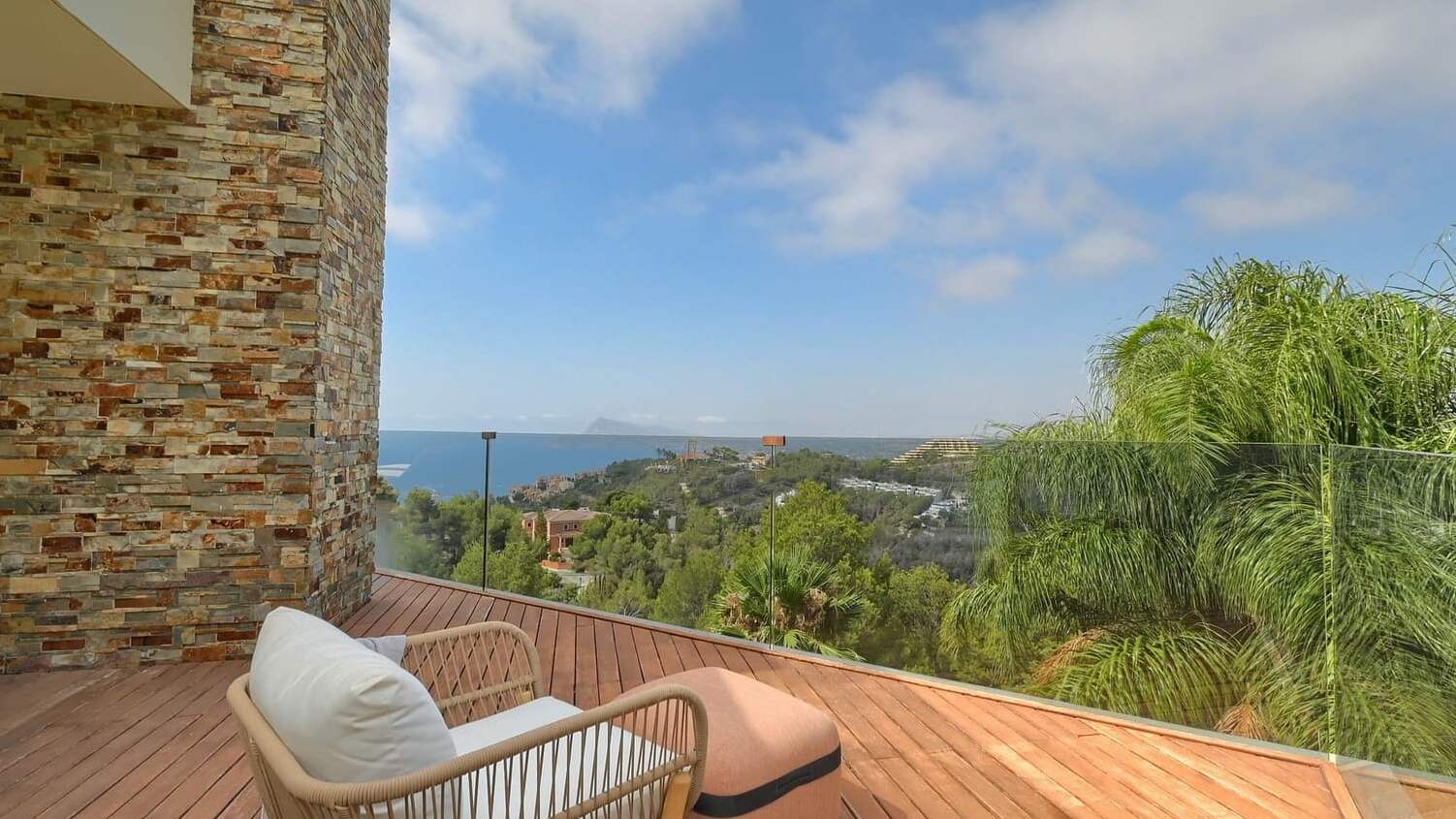 Moderna Villa en Altea Hills con ascensor, spa y vistas al mar