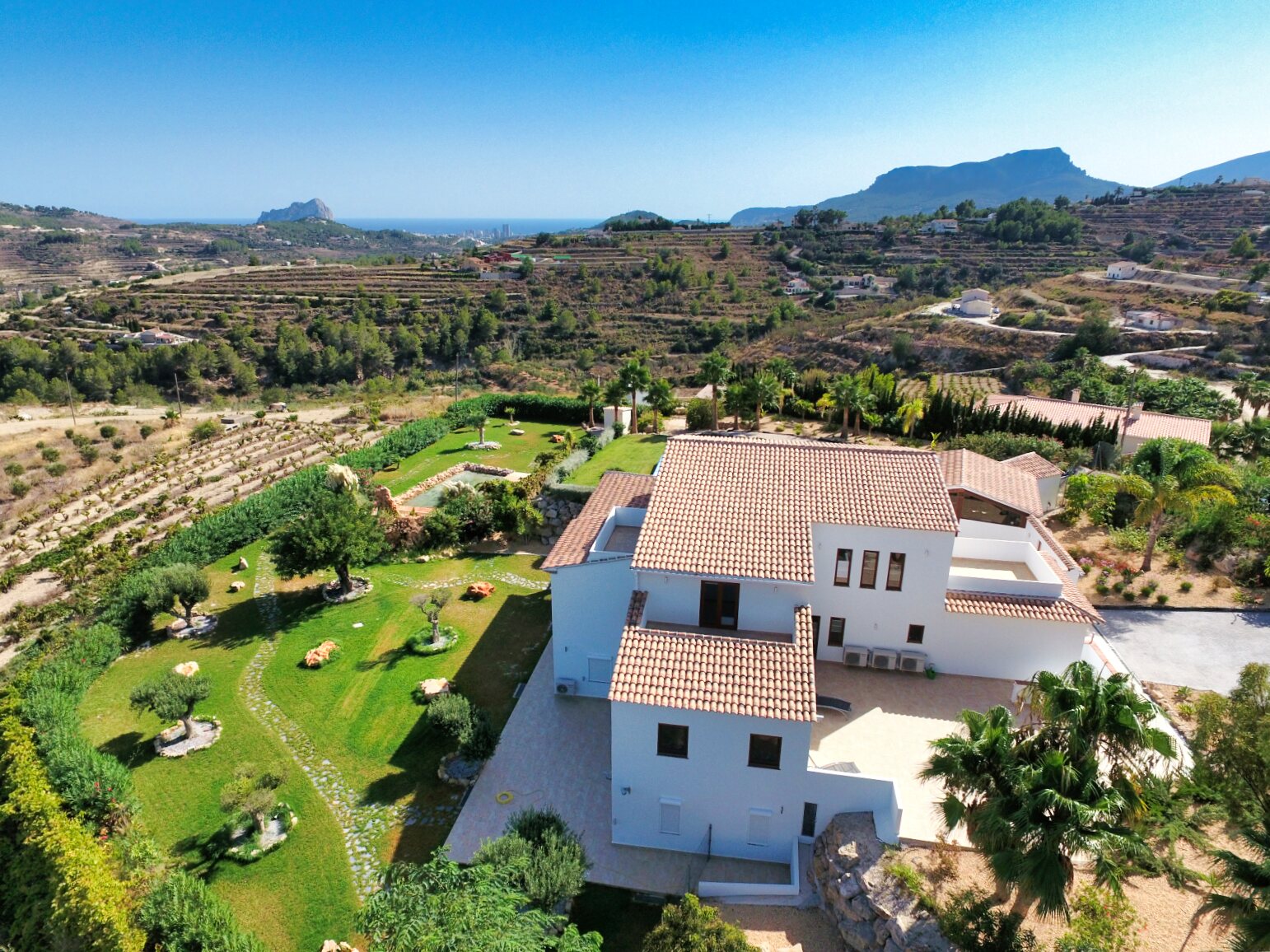 Amazing Finca in Benissa with a 13.000sqm flat plot and sea views