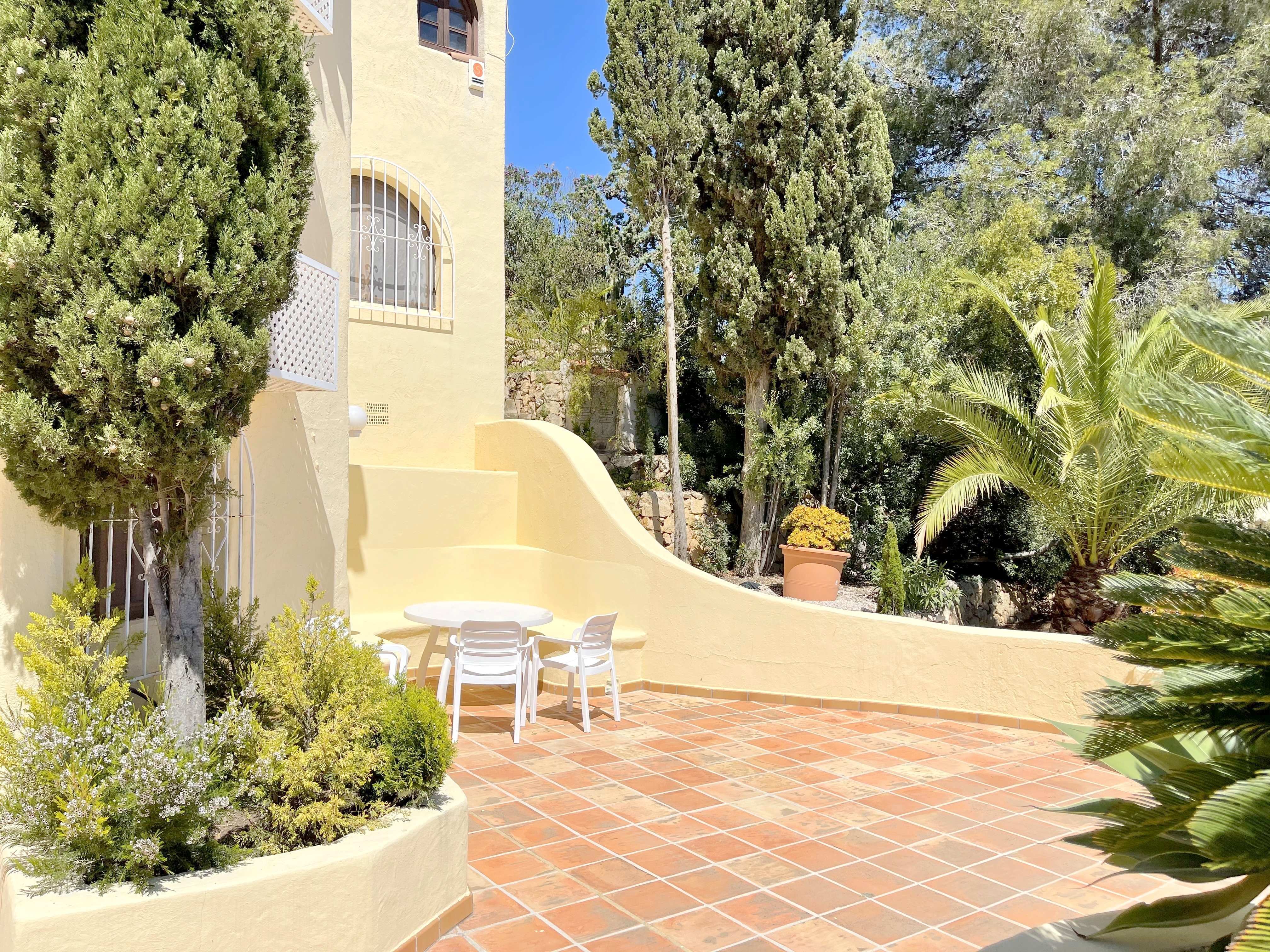 Villa with stunning sea views for sale in Calpe