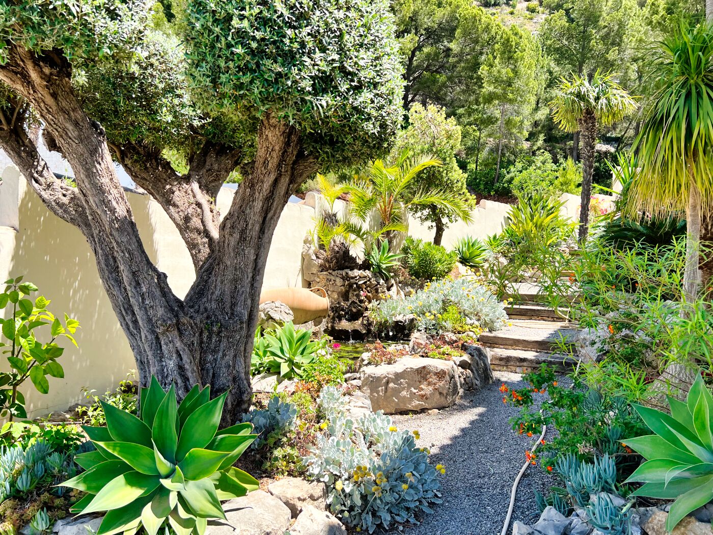 Villa avec un beau jardin et de belles vues sur la mer à Altea Hills !