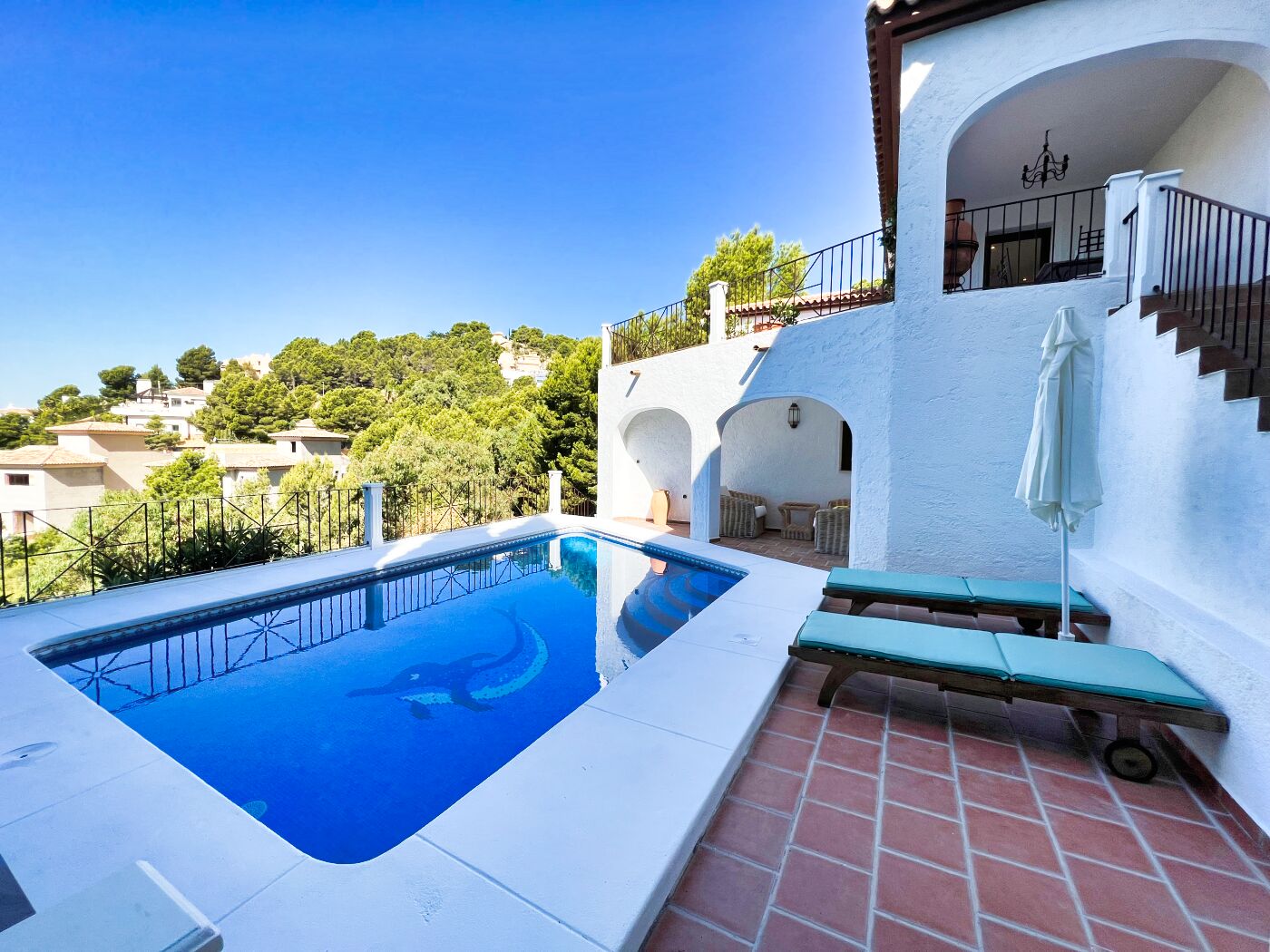 Komplett renovierte Villa mit atemberaumbender Aussicht in Sierra Altea