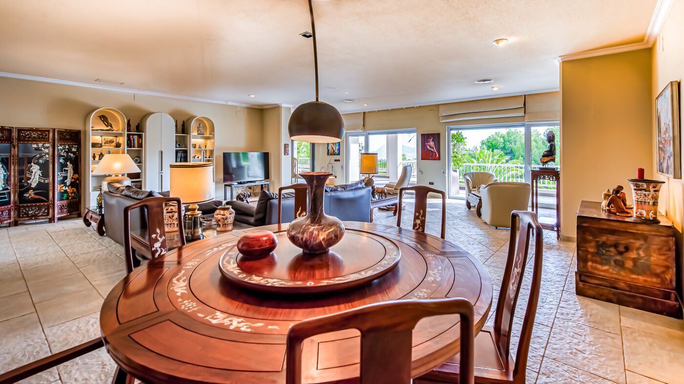 Fantastique villa avec un appartement d'invité à vendre à Sierra Altea