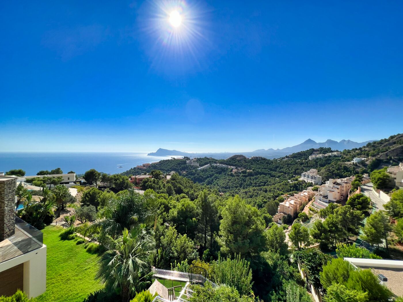 Uitzonderlijke luxe villa met ongelooflijk uitzicht op zee in Altea Hills