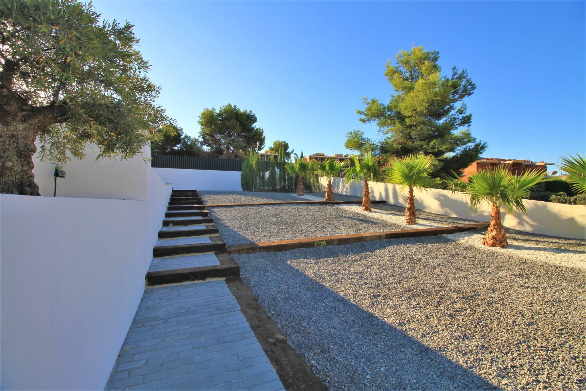 Modern villa close to the beach in Calpe