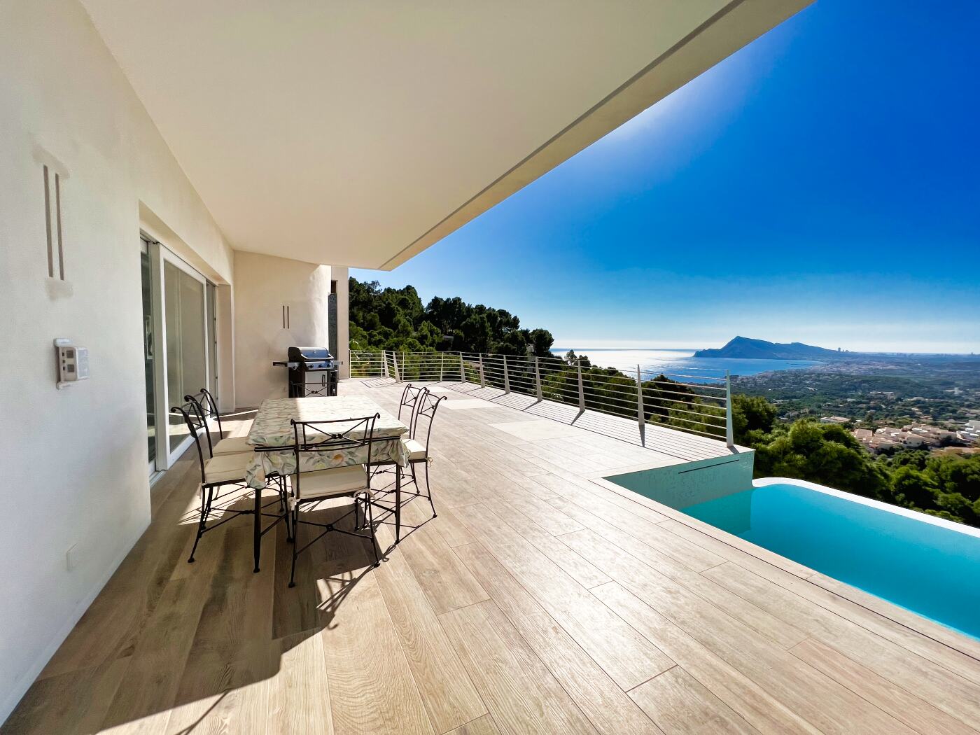Luxe villa te koop in Altea met panoramisch uitzicht