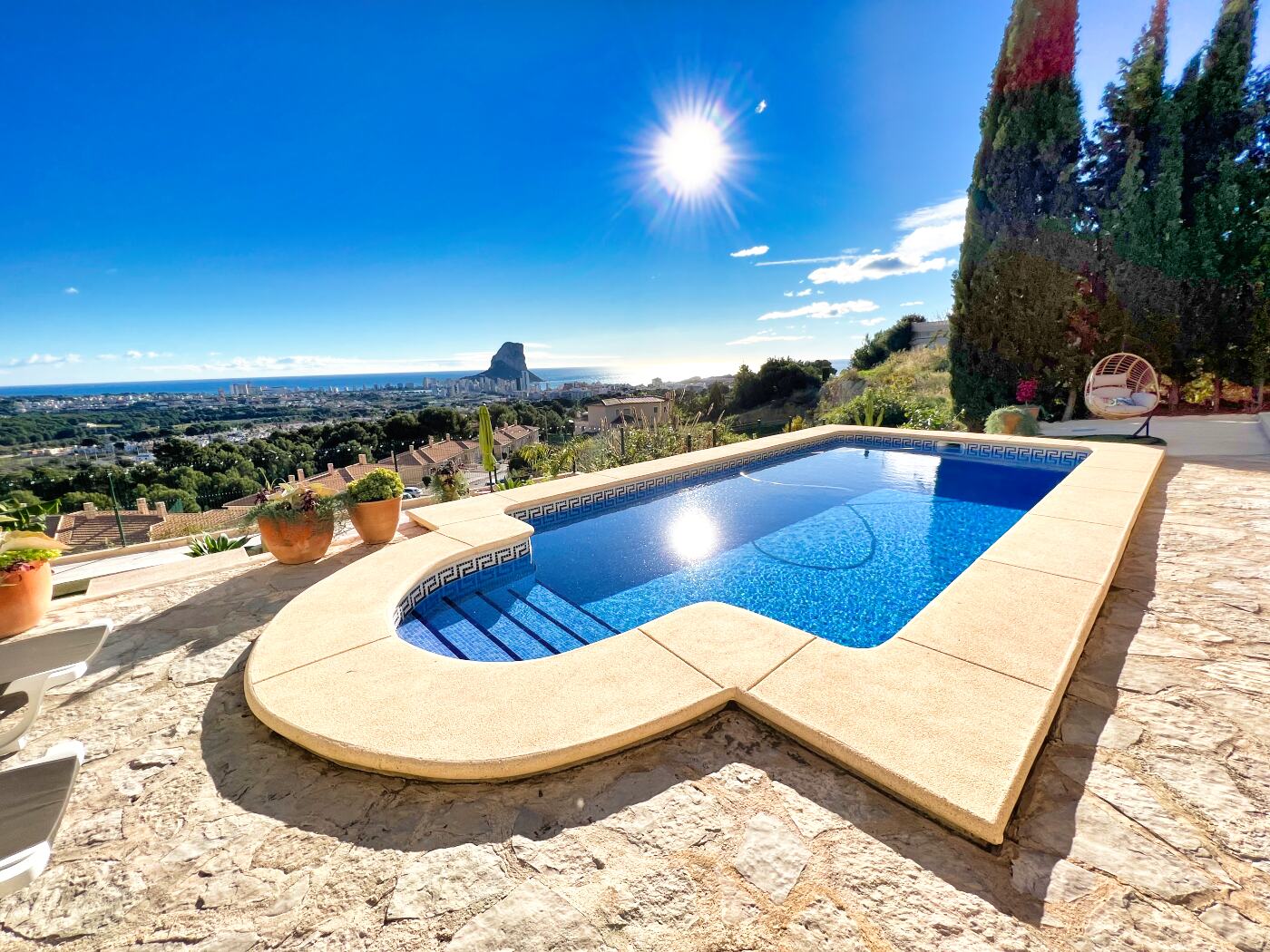 Villa with panoramic sea views for sale in Calpe