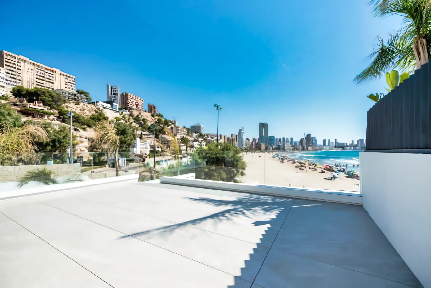Luxury apartments and duplex in Benidorm at the seafront