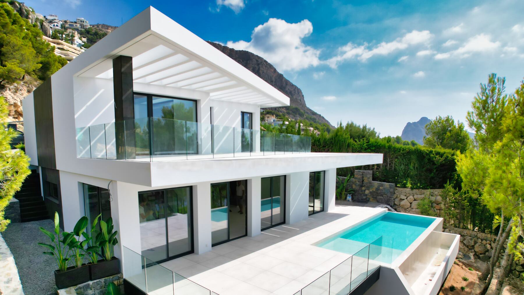 Villa moderna en Altea Hills con vistas al mar y a la bahía