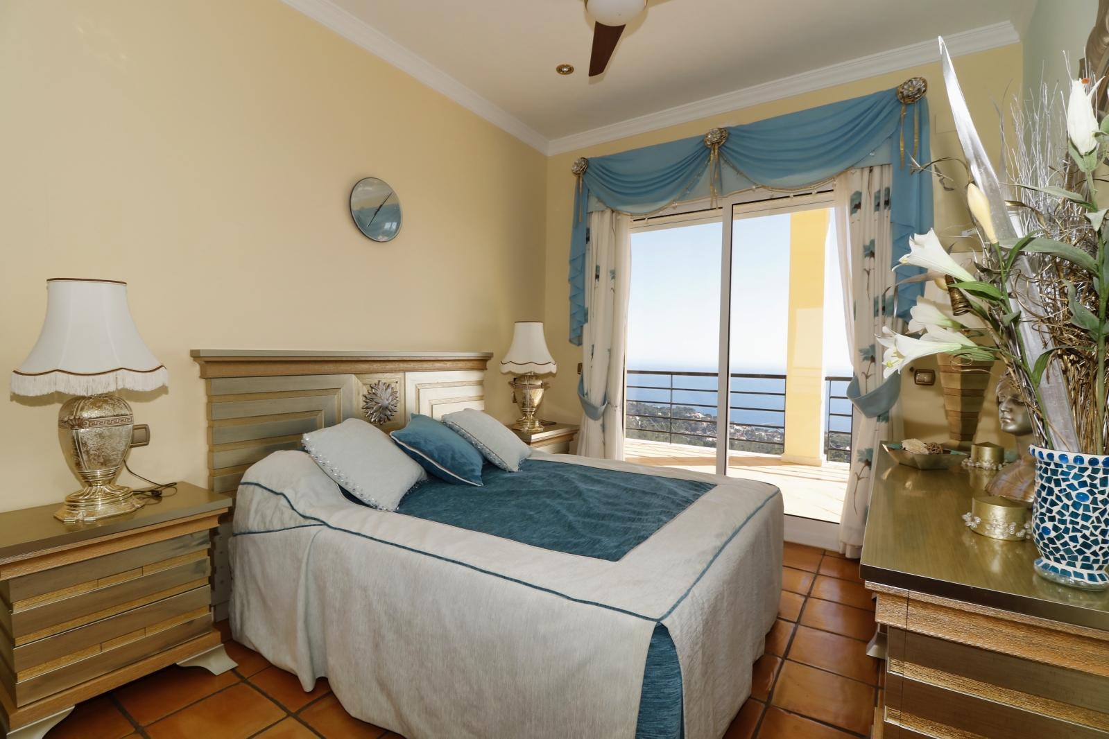 Luxury house with stunning sea views in the Sierra de Altea