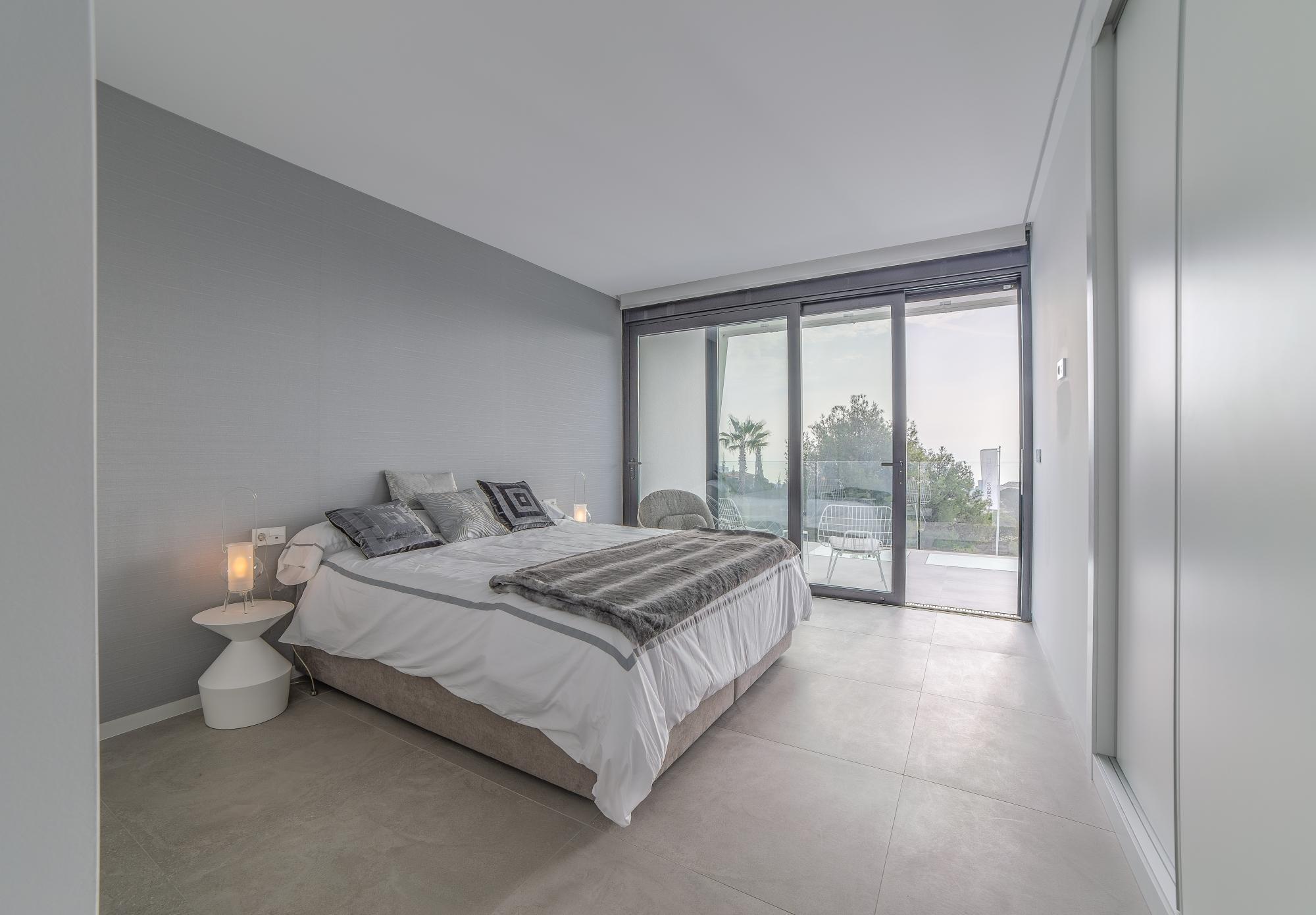 Moderne 3-4 slaapkamer huizen met zeezicht in Finestrat